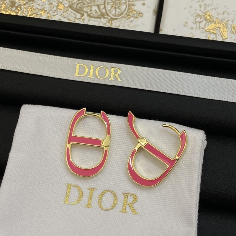 CHRISTIAN DIOR